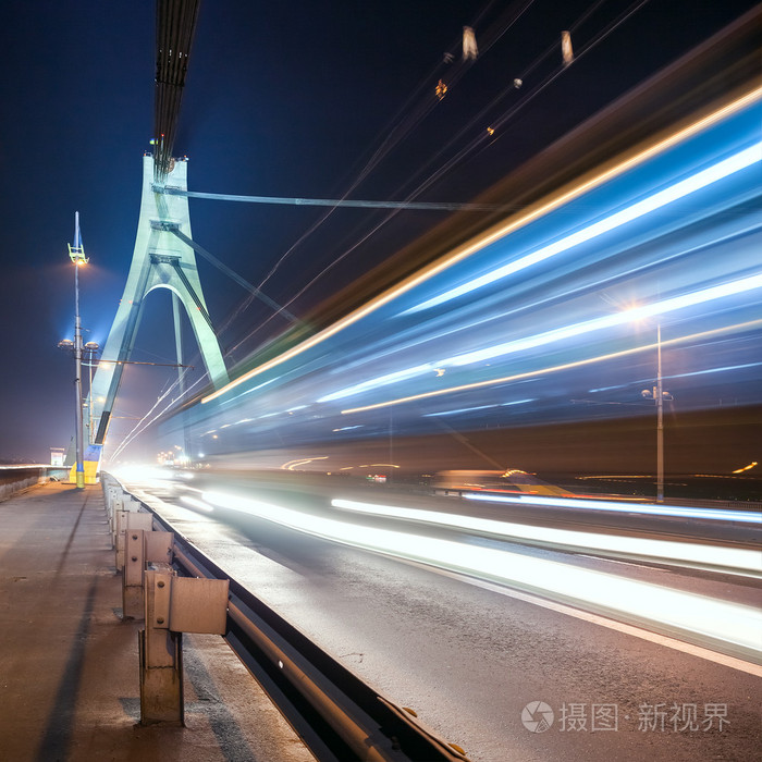 px发票合同问题/迹光桥上晚上晚莫斯科在基辅查看作者其他作品查看