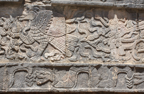 鹰, 酋长和蛇, 前哥伦布玛雅文明, 奇琴伊察, 尤卡坦半岛, 墨西哥的浮雕雕刻。联合国教科文组织世界遗产