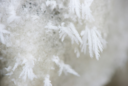 雪花和冰水晶特写