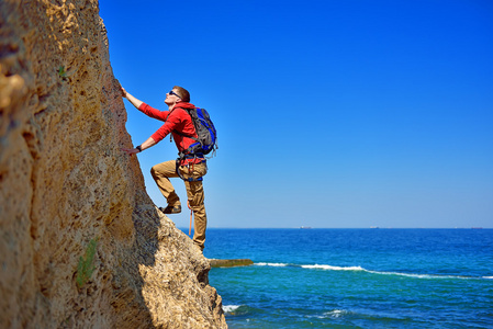 向上爬的人相似素材图片-摄图新视界