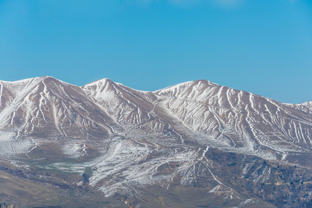在 Qusar 地区的阿塞拜疆冬山