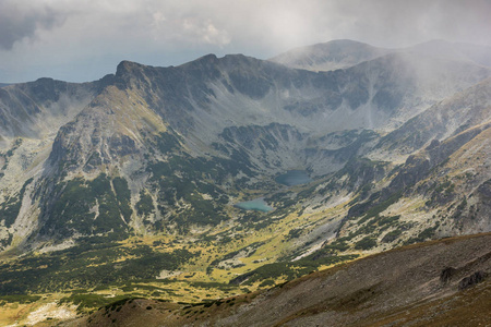 令人惊叹的全景从高穆萨拉峰, 里拉山, 保加利亚