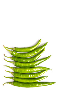 绿色的辣椒，在白色的背景