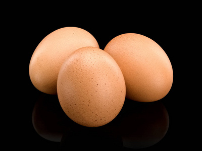 三个棕色的鸡蛋，关闭