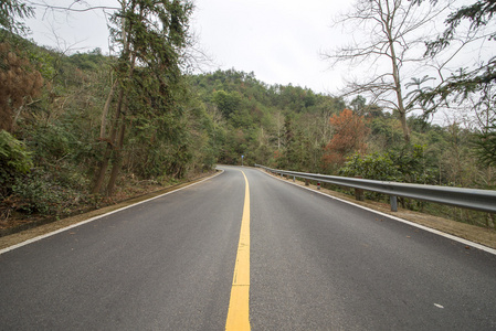 森林公路路