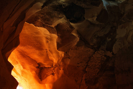 山洞口图片-山洞口素材-山洞口插画-摄图新视界