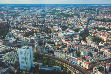 柏林与天际线，景外有见的城市，德国，从电视塔观景台的鸟瞰图