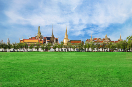 玉佛寺，宏伟的宫殿，曼谷，泰国 从新 gr 的视图
