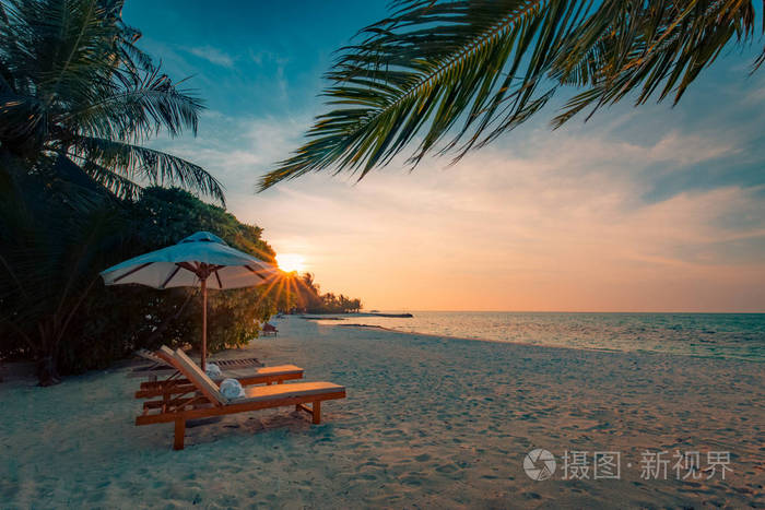 海滩背景 美丽的海滩风景 热带自然场景 棕榈树和蓝蓝的天空 夏季假日和假期的概念 鼓舞人心的海滩 宁静的风景 放松海滩 喜怒无常照片 正版商用图片0bsfd4 摄图新视界 海滩背景 美丽的海滩风景 热带自然场景 棕榈树和蓝蓝的天空 夏季假日和假期的概念 鼓舞人心的海滩 宁静的风景 放松海滩 喜怒无常照片 正版商用图片0bsfd4 摄图新视界
