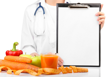 营养学家医生与剪贴板的饮食计划隔离wh