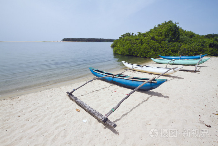 独木舟船在斯里兰卡拜蒂克洛