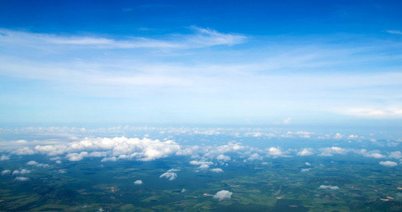 天空和云彩背景