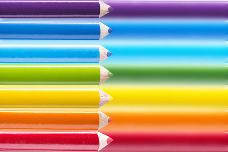 彩虹铅笔图片