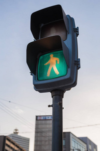 人行横道的路标在日本与文本的空间