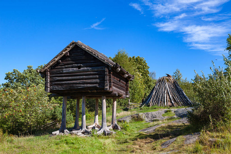 非常古老的木制谷仓