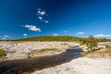 美国怀俄明州黄石国家公园 Firehole 河