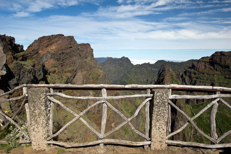 山景 泅渡从皮做 Pico Ruivo Arieiro