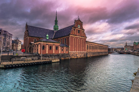 2016 年 12 月 5 日 丹麦首都哥本哈根，老城里建筑
