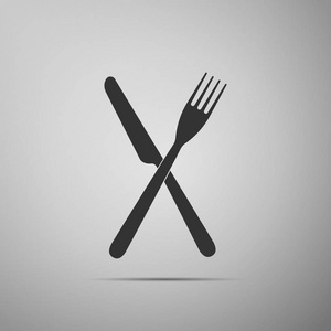 交叉叉和刀图标被孤立的灰色背景。餐厅图标。平面设计。矢量插图