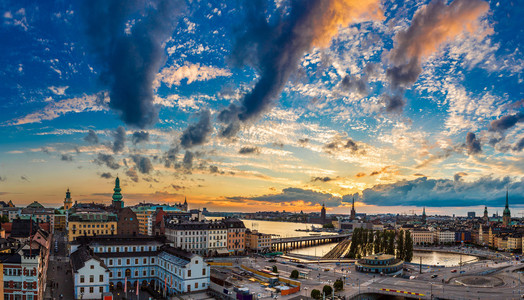斯德哥尔摩在日落时的全景
