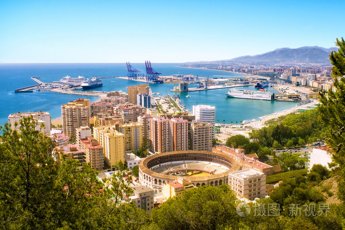 看风景的马拉加,斗牛场和港口.西班牙