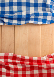 餐巾纸上木制背景图片