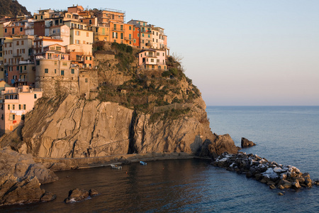 Manarola 塞进夕阳的光