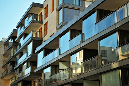 现代的豪华公寓楼照片