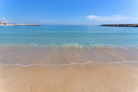 瓦尔纳海滩上黑海