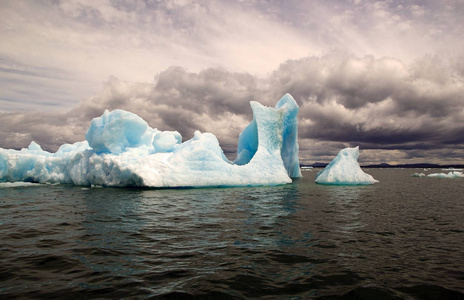 冰山在圣拉斐尔泻湖，智利巴塔哥尼亚