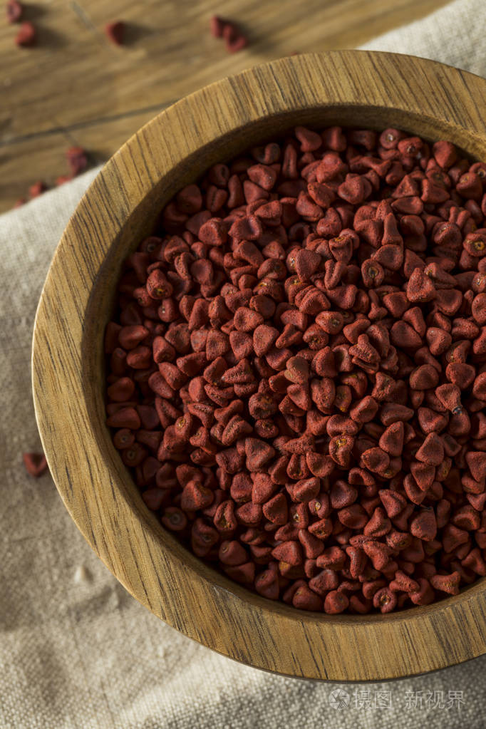 原始的红色有机胭脂树种子