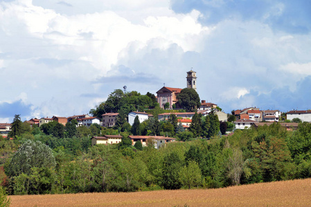 乡村景观。Monferrato，意大利皮埃蒙特