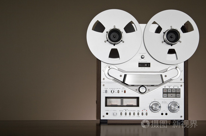 复古盘式录音机甲板