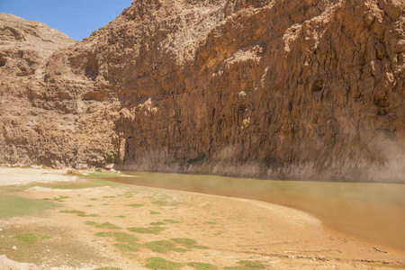 尘埃云在 Wadi Al阿巴因