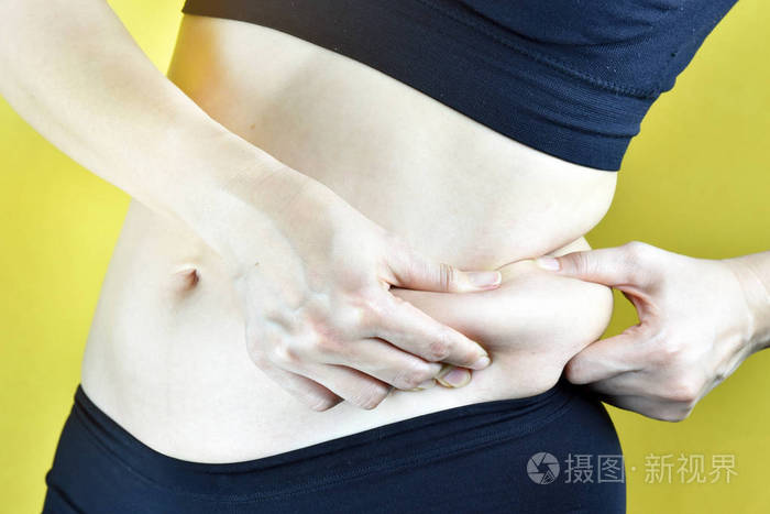 超重的胖女人 中年女人与过多的腹部脂肪 女人松饼顶腰围侧视图照片 正版商用图片0c4rdk 摄图新视界 超重的胖女人 中年女人与过多的腹部脂肪 女人松饼顶腰围侧视图照片 正版商用图片0c4rdk 摄图新视界