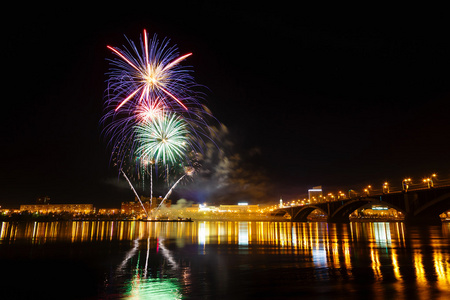 烟花爆竹庆祝胜利日