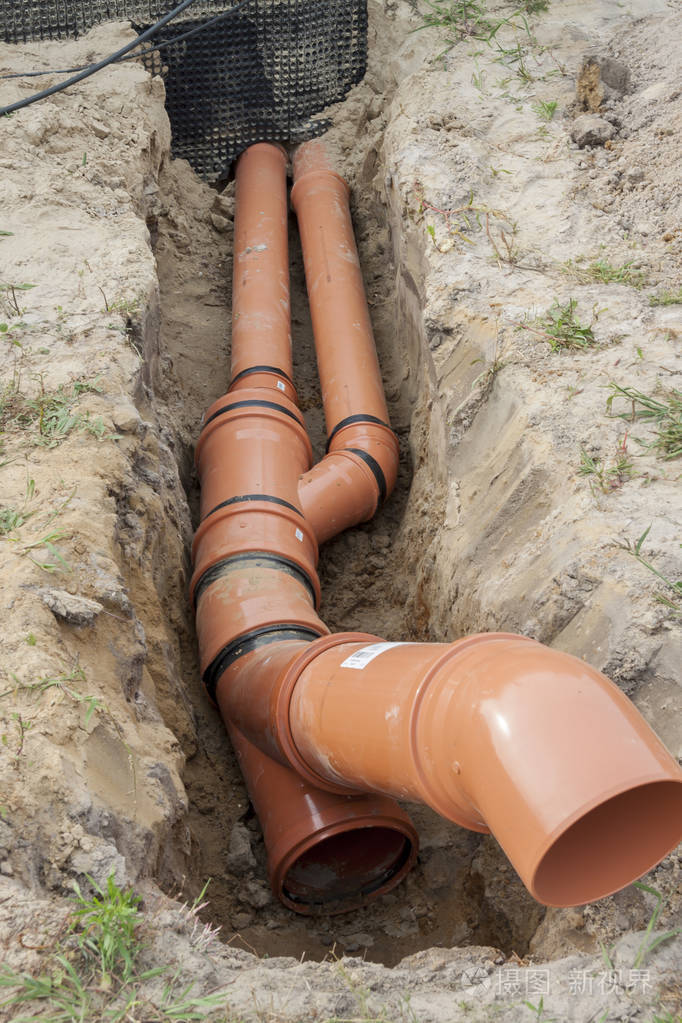 建设网站-橙色废水管