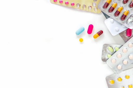 锭剂背景药学医药医学在白色背景上照片