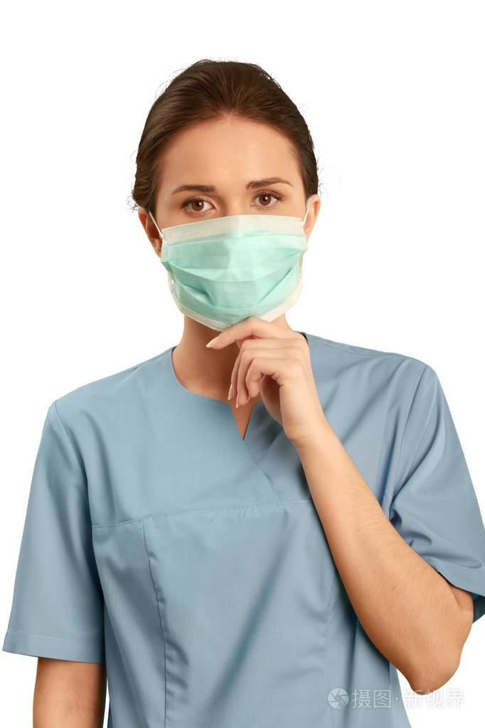 女医生戴口罩
