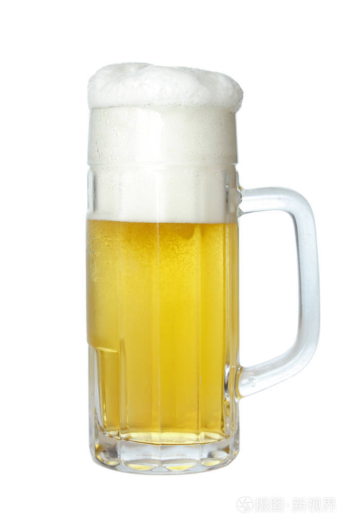 在啤酒杯子里的啤酒