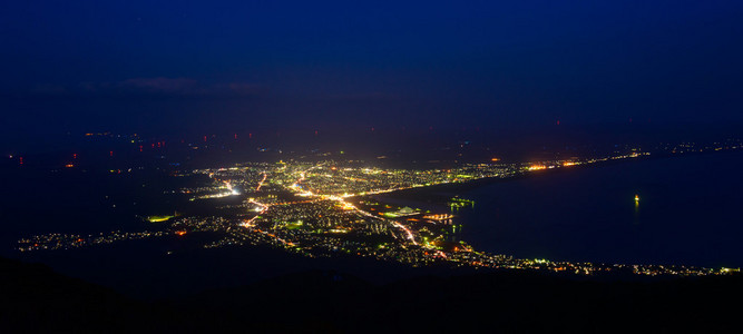 穆苏市夜景