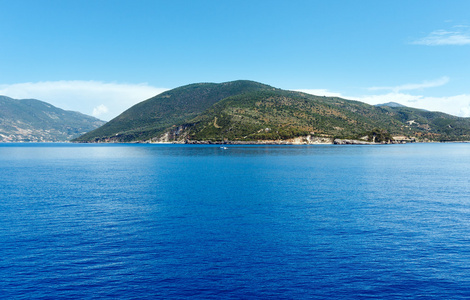 乘渡轮希腊的夏季海景。