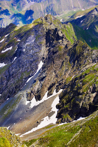 风景与 fagaras 山在罗马尼亚