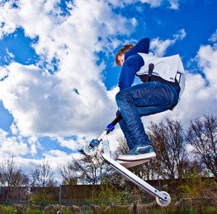 友会儿童会空中滑行车照片