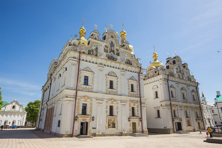 著名的基辅佩乔尔斯克修道院修道院大教堂