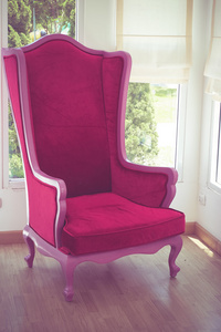 红色的沙发与滤波效果复古怀旧风格