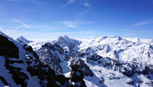 铁力士雪山