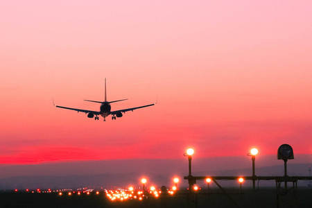 飞机照片图夕阳图片