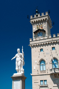 自由女神和自治市在圣马力诺共和报
