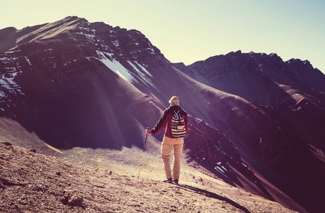 徒步旅行场景中 Vinicunca 库斯科地区 秘鲁